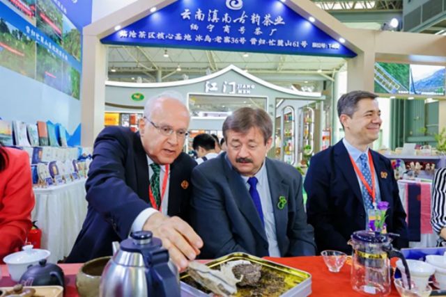 化国际合作 四川茶博会成为标志性平台开元棋牌推动乡村振兴 促进消费 深(图2)